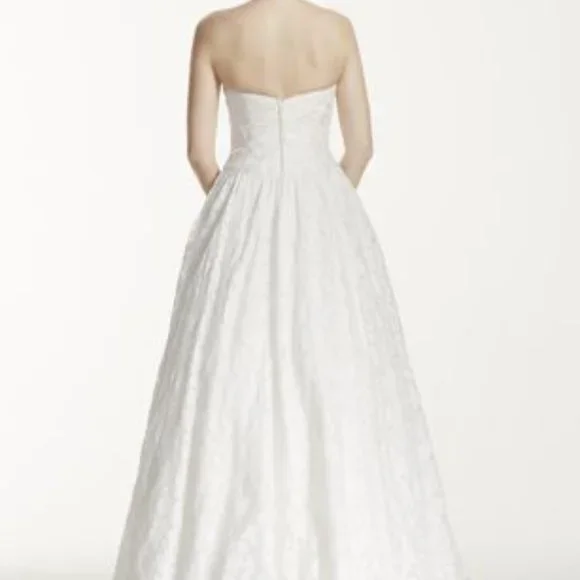 David's Bridal Galina Ballgown Wedding Dress. Sz 4. Soft White - Picture 5 of 5